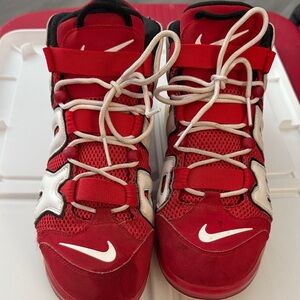 Nike Air More Uptempo 720 Red Qs2 Athletic Shoes